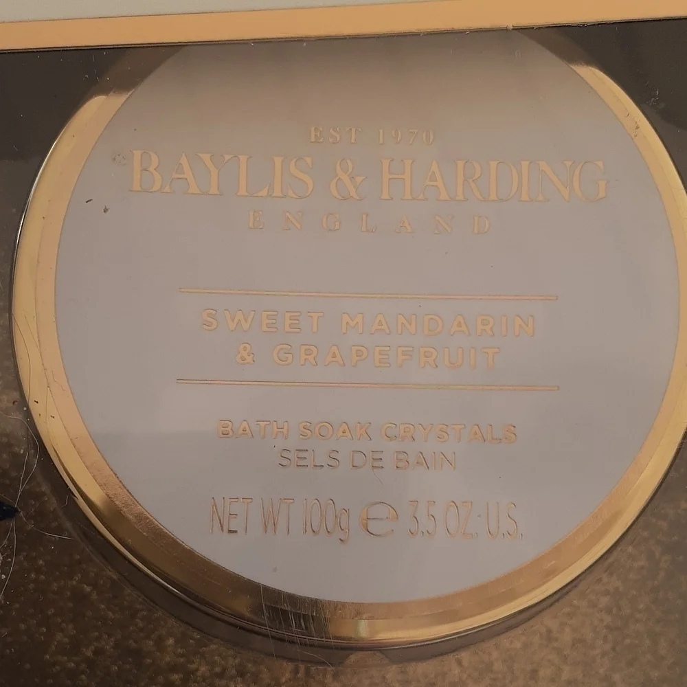 Baylis & Harding Sweet Mandarin & Grapefruit Bath Boxed Set Gift for a Woman‎